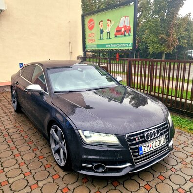 Audi S6 r.v. 2015 450 ps / 78 000 km / 35 000 €
