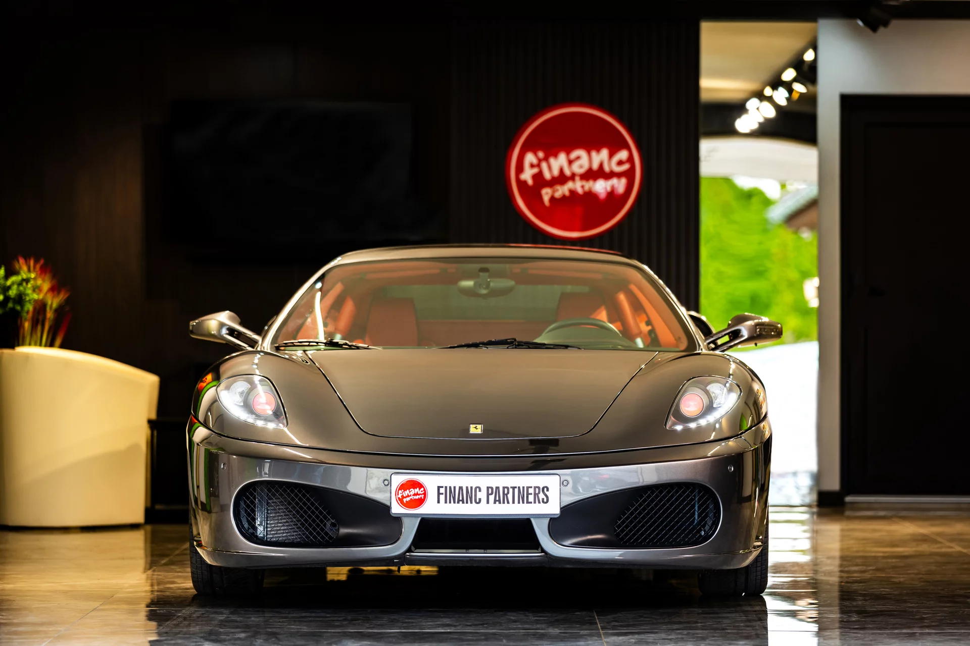 Úver na auto s posúdením online. Pôžička na auto už od 5 000 €.Schválenie úveru do 15 minút po obdržaní všetkých potrebných dokladov. Auto úver ručený vozidlom